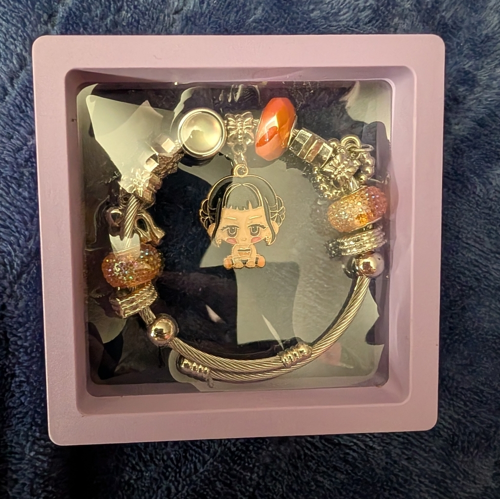 New Zoey K-pop Demon Hunters Bracelet With Case